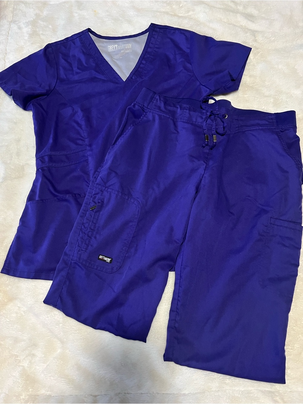 Grey’s Anatomy Deep Purple Scrub Top & Drawstring Scrub Set Top M Bottom MT